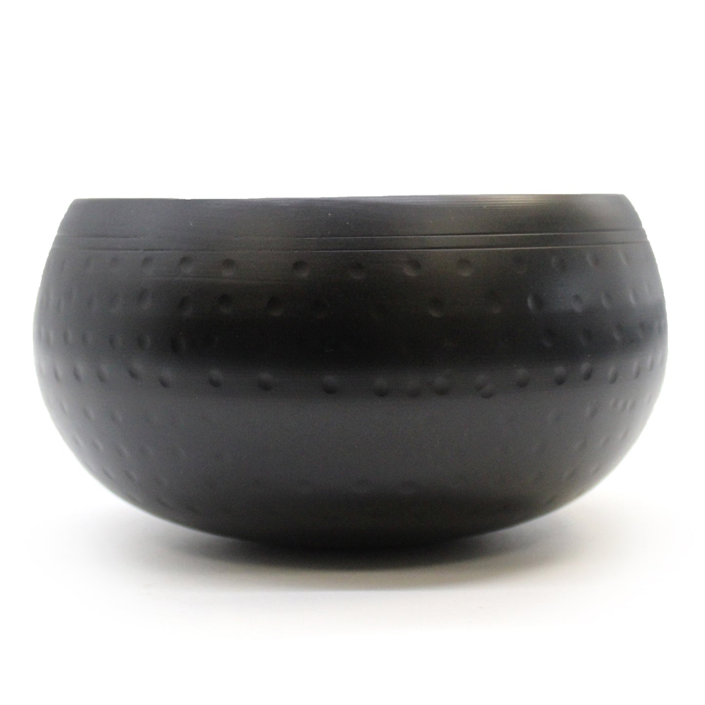 Lrg Black Beaten Bowl - 18cm